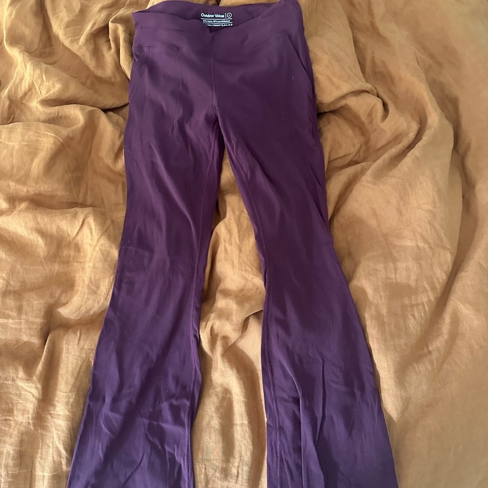 Outdoor Voices Maroon Burgundy Flare Leggings Size L